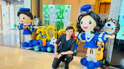 School graduation balloon doll