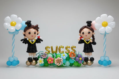 畢業主題氣球佈置，包含 Success 字樣、太陽花與畢業生氣球公仔 - Christina Lam
