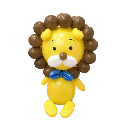 Lion Balloon Twisting