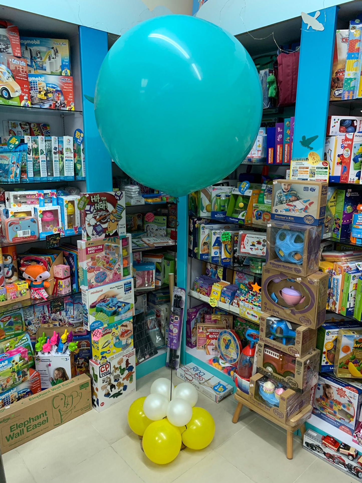 Surprise popping balloons (finished product)